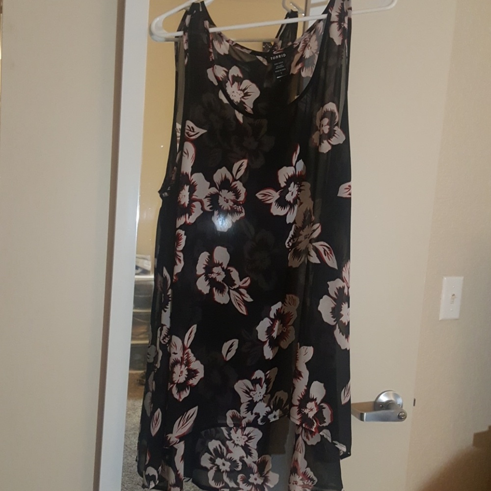 High low torrid blouse